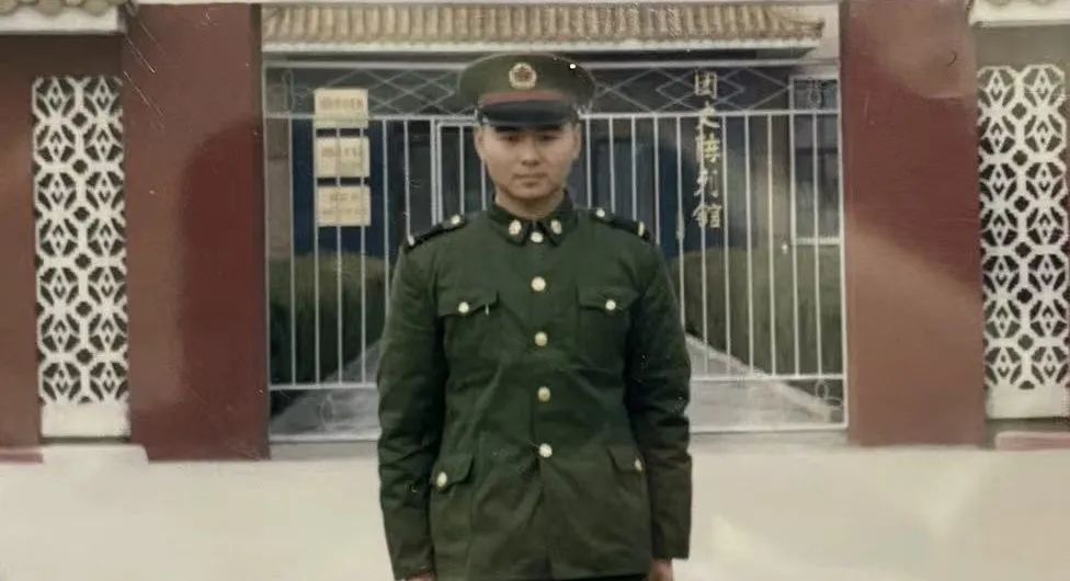 0632efd25037ad16f7a0ccc6fa1b3d3f.jpg 0632efd25037ad16f7a0ccc6fa1b3d3f.jpg